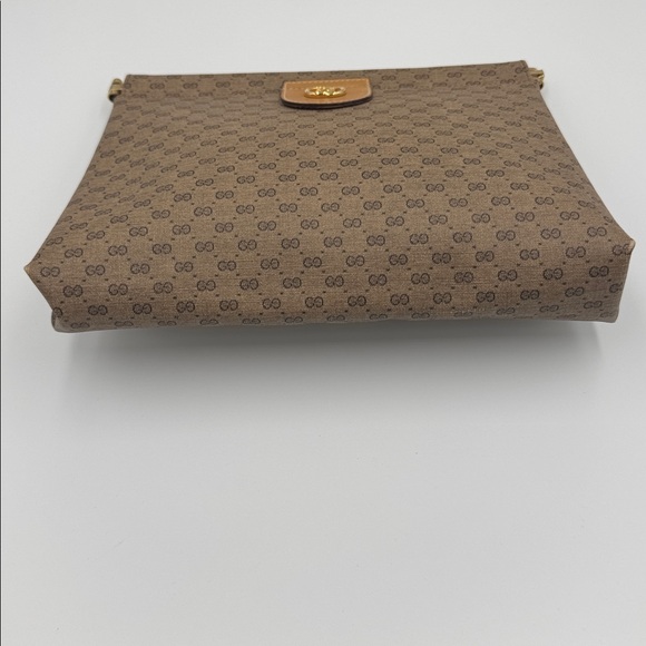 Gucci Clutch - Picture 7 of 9